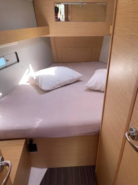 Sailing yacht Dufour 390 GL Maestro