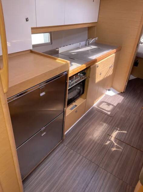 Sailing yacht Dufour 390 GL Souel