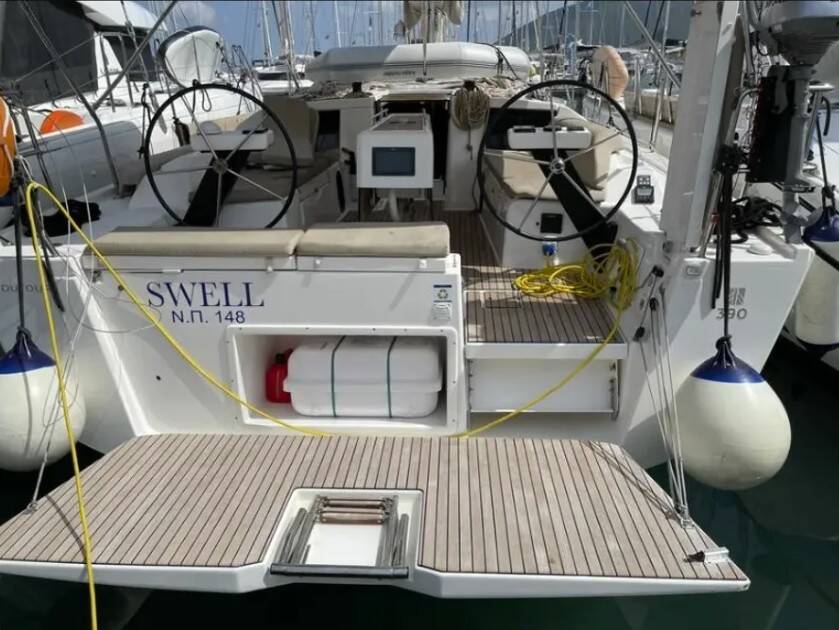 Sailing yacht Dufour 390 GL Souel