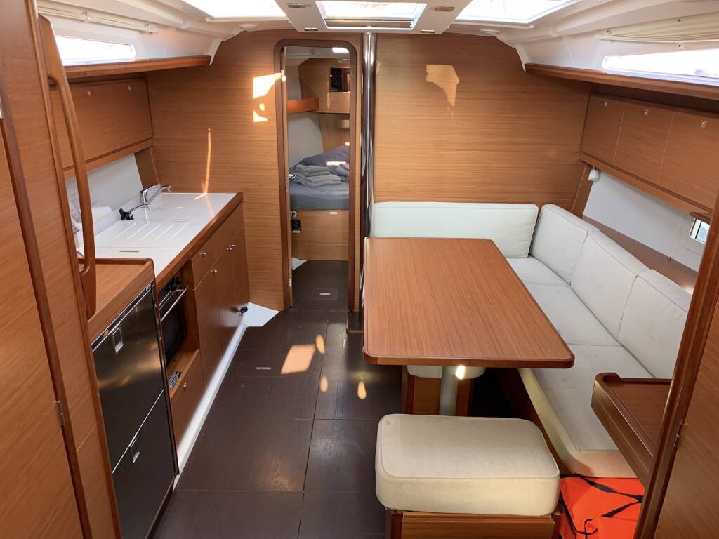 Segelyachten Dufour 390 GL Barracuda