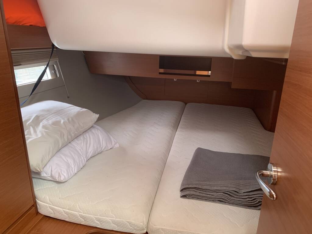 Segelyachten Dufour 390 GL Barracuda