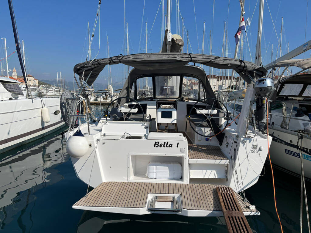Sailing yacht Dufour 390 Bella I