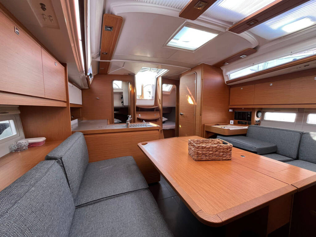 Sailing yacht Dufour 390 Bella I