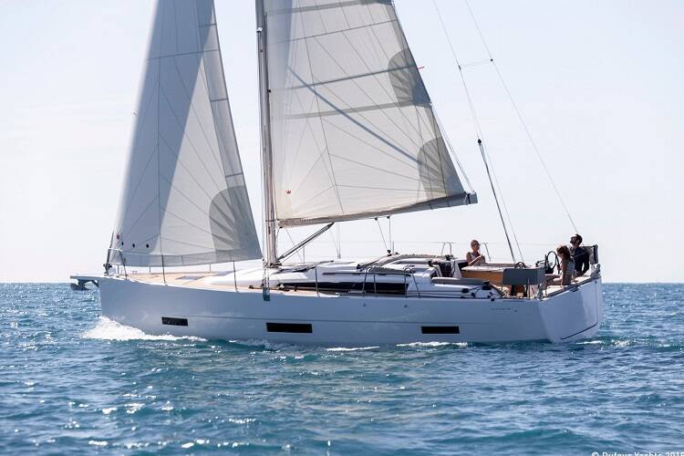 Segelyachten Dufour 390 La Luz