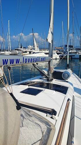 Segelyachten Dufour 390 La Luz