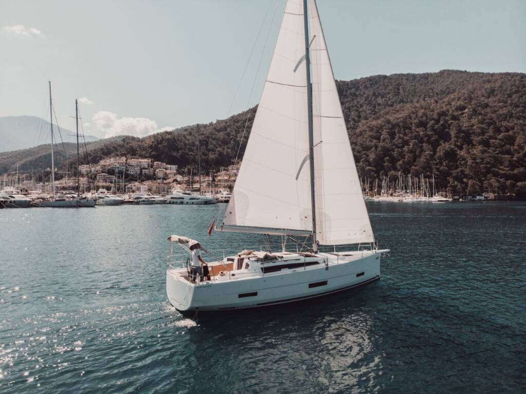 Segelyachten Dufour 390 Paris