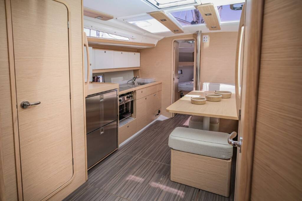 Segelyachten Dufour 390 Paris