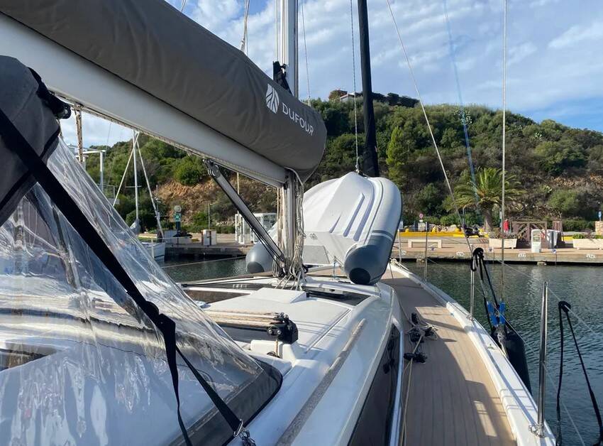 Sailing yacht Dufour 390 Yaya