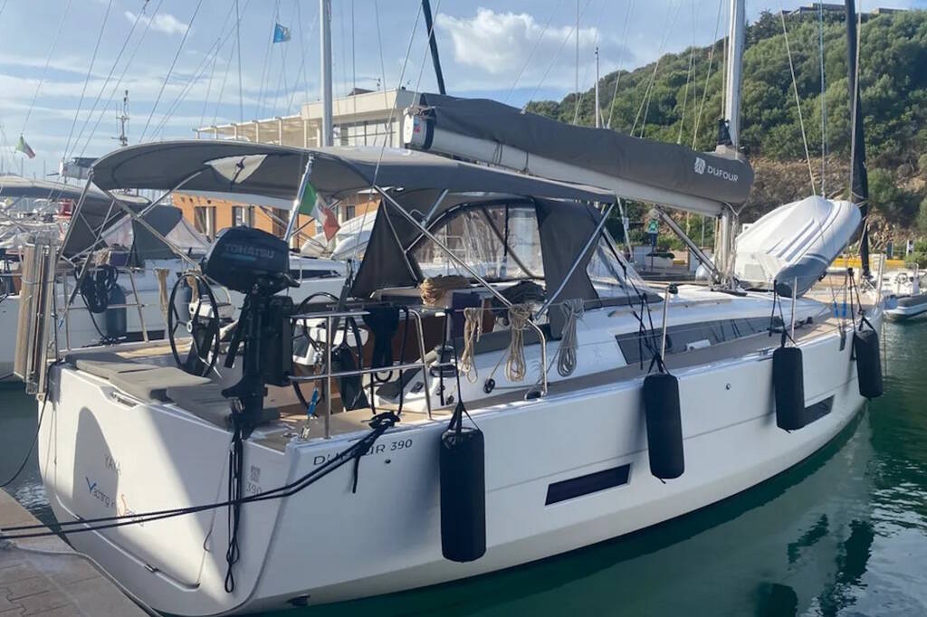 Sailing yacht Dufour 390 Yaya