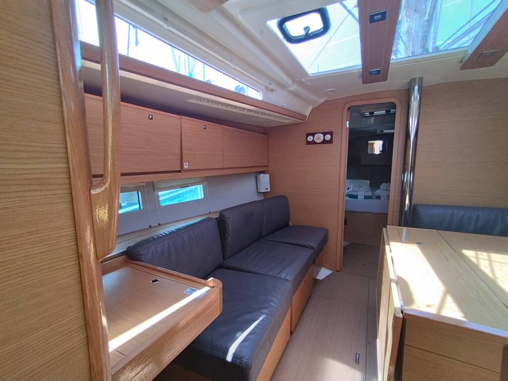 Segelyachten Dufour 390 Pixie