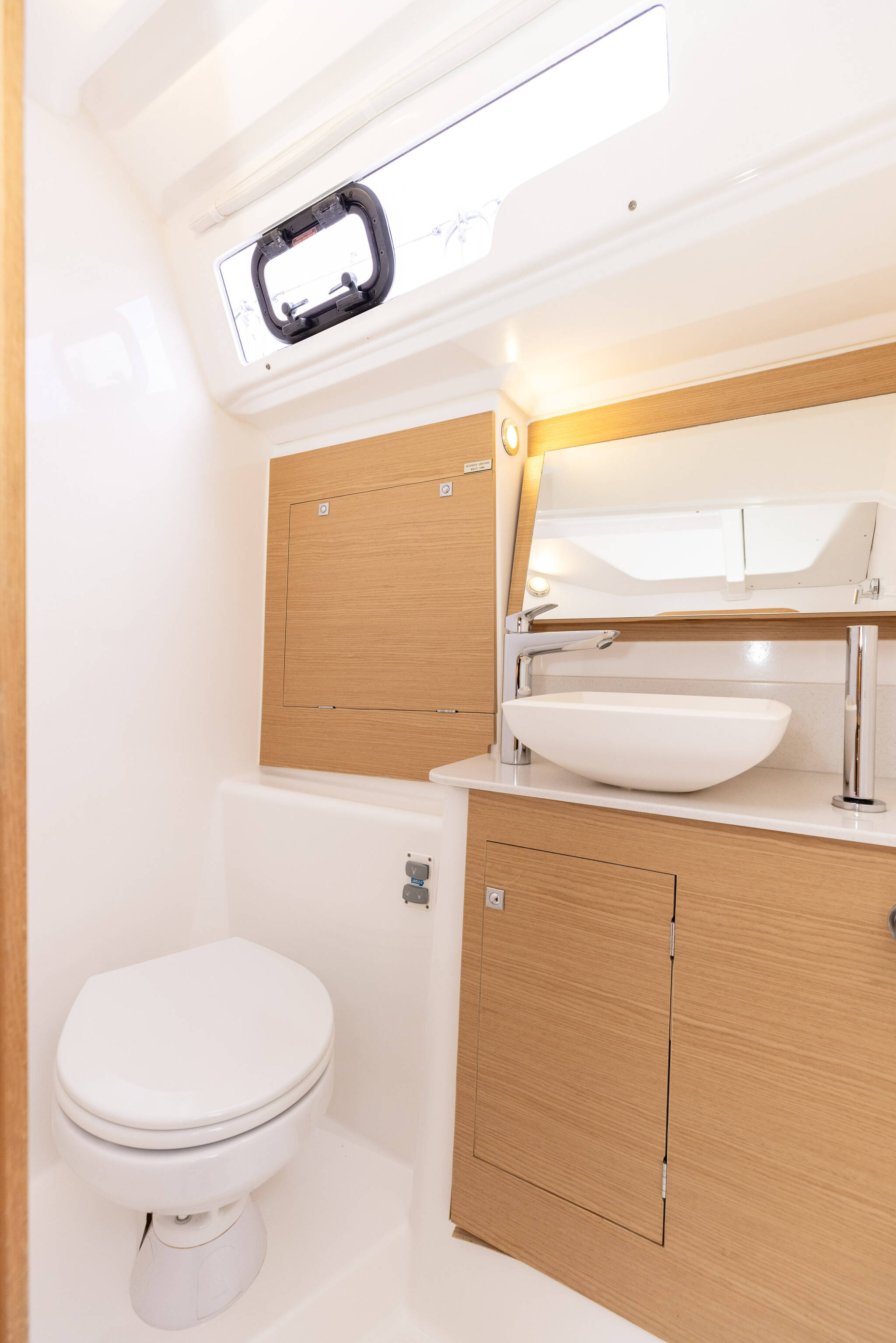 Sailing yacht Dufour 390 Olmato