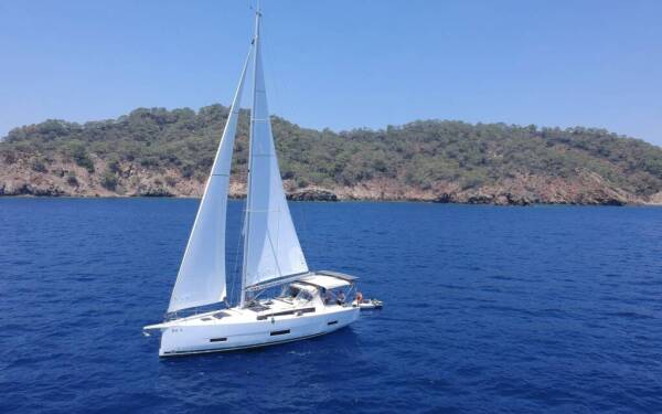 Dufour 390 Joy 5 Fethiye, Yacht Club Mai