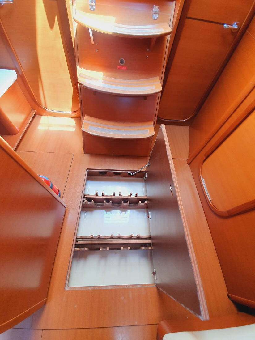 Sailing yacht Dufour 405 GL Namaste