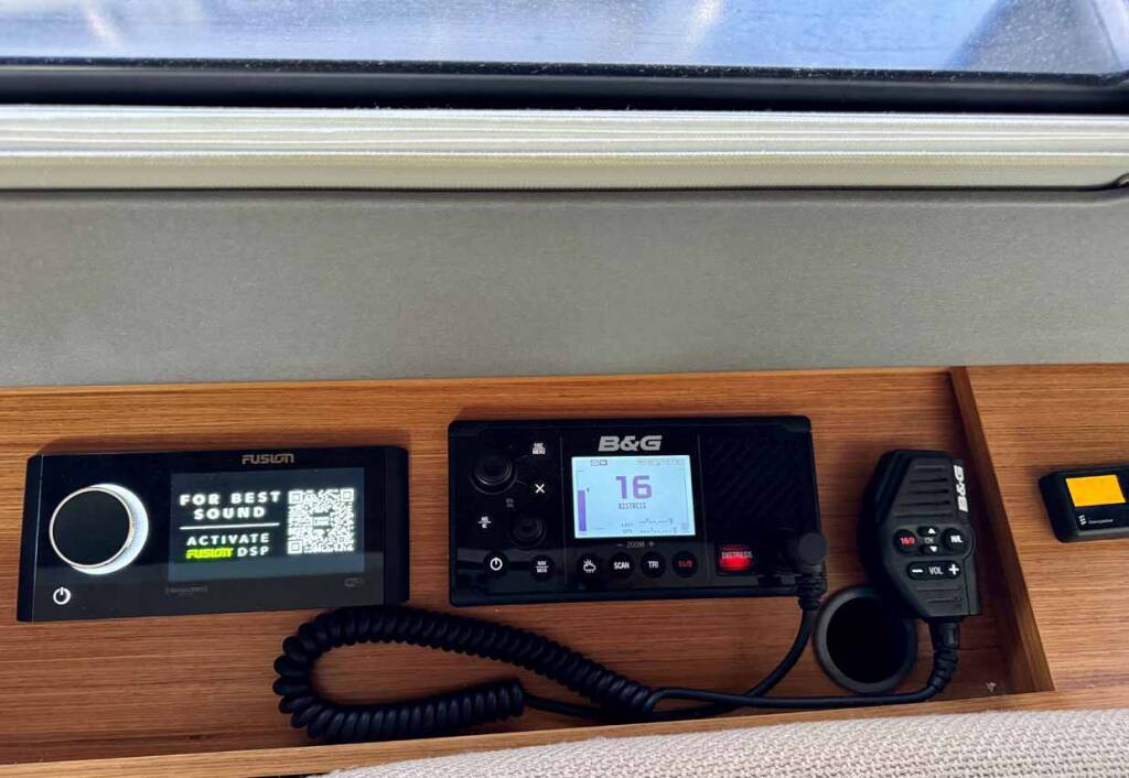 Sailing yacht Dufour 41 Performance Leni