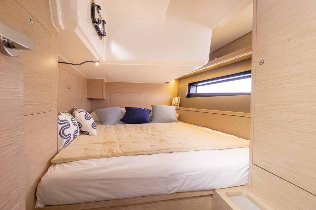 Sailing yacht Dufour 41 Performance Tabit