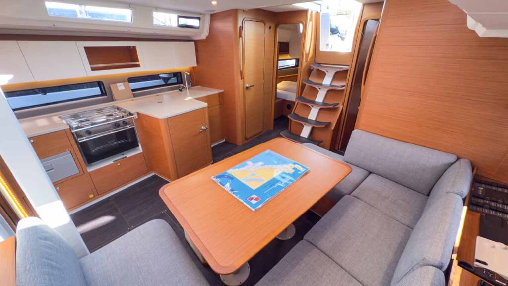 Segelyachten Dufour 41 Performance Nine to five