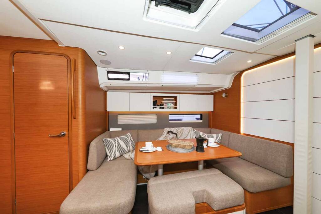 Sailing yacht Dufour 41 Kaylani