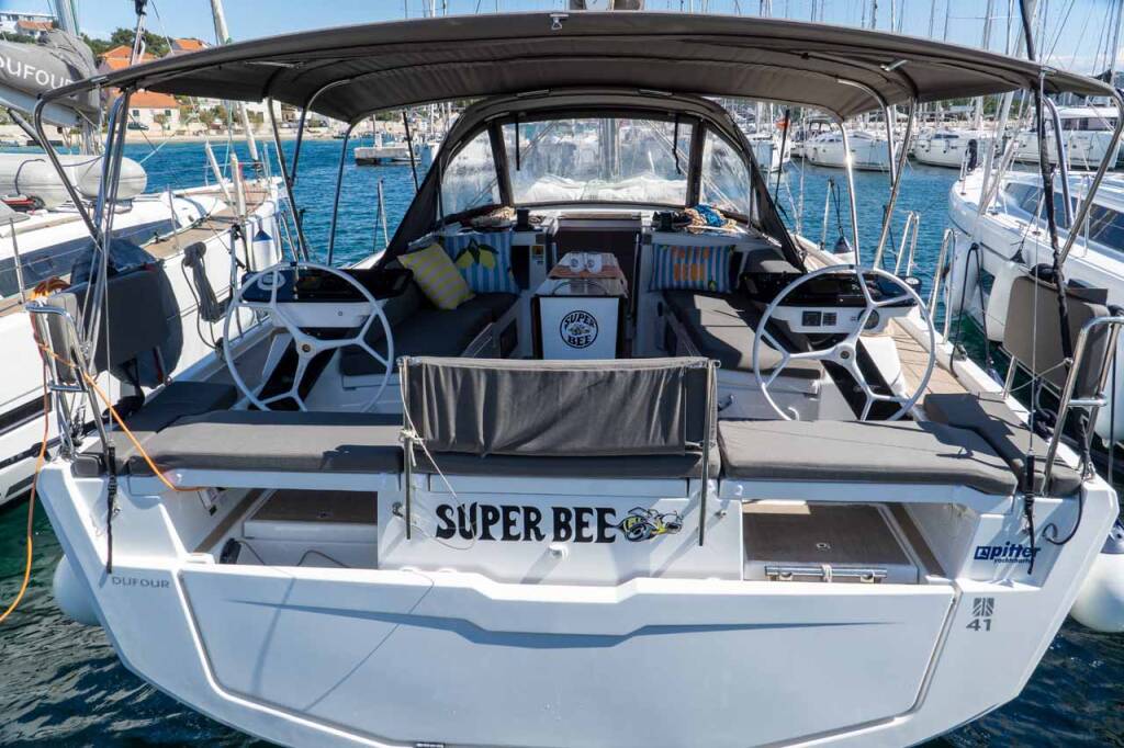 Sailing yacht Dufour 41 Super Bee