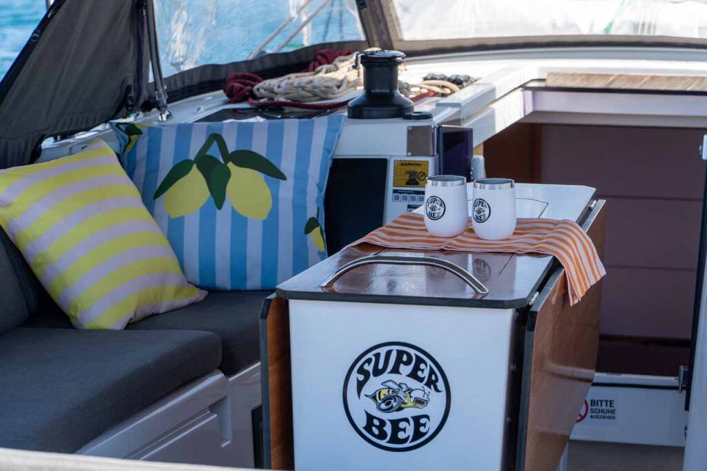 Sailing yacht Dufour 41 Super Bee