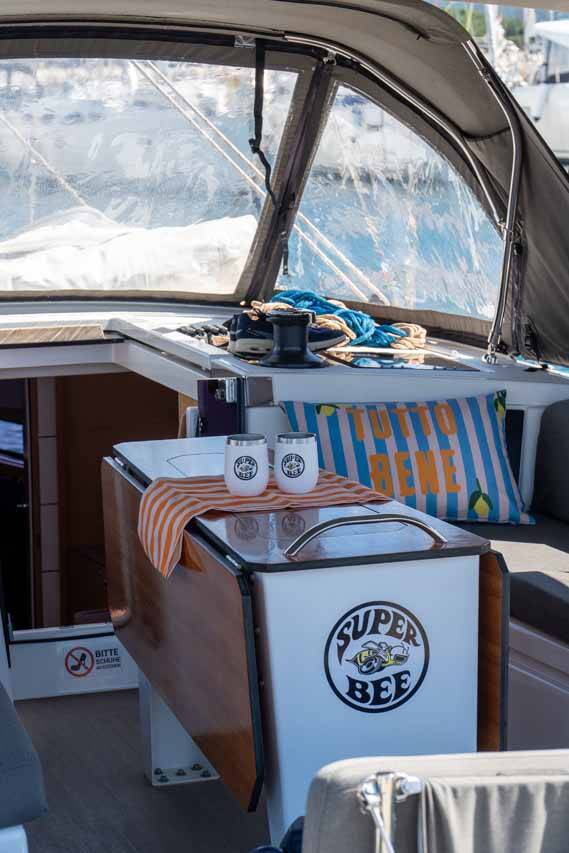 Sailing yacht Dufour 41 Super Bee