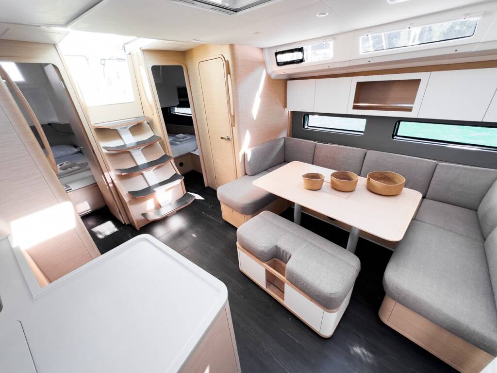 Sailing yacht Dufour 41 Los Angeles