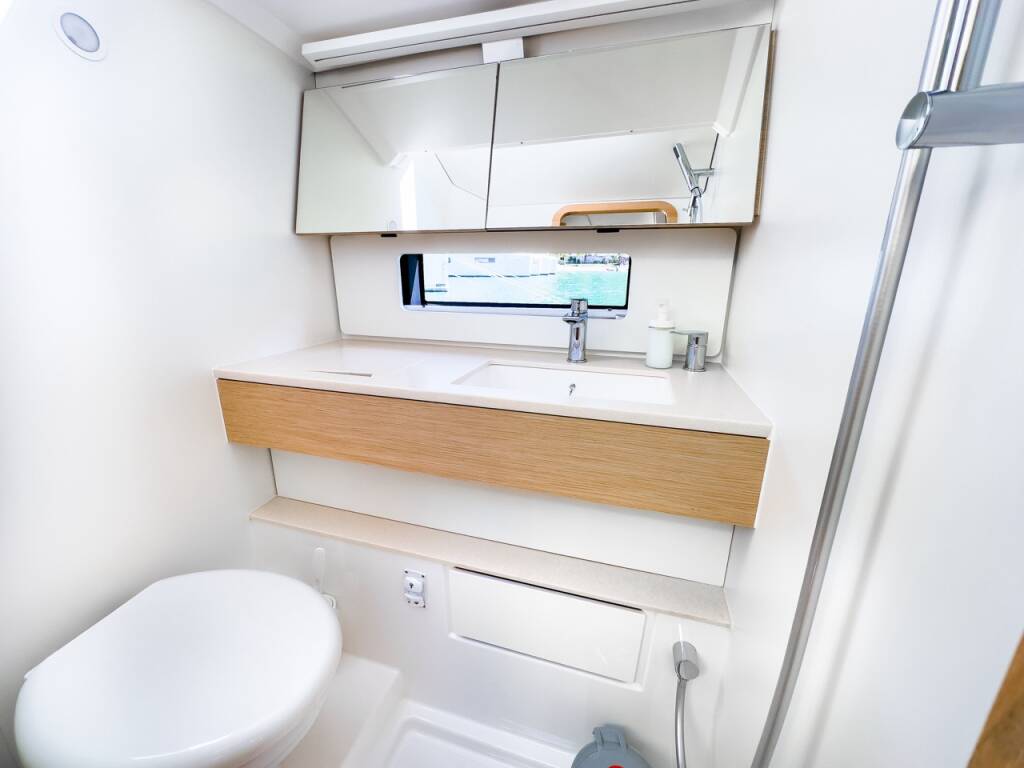 Sailing yacht Dufour 41 Los Angeles