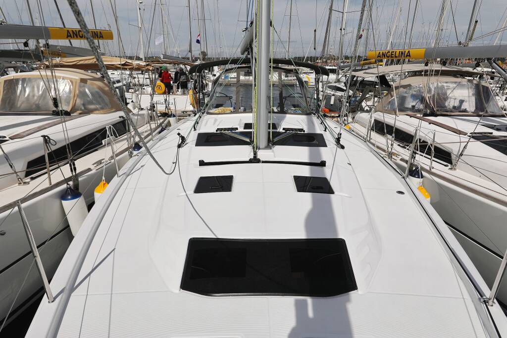 Sailing yacht Dufour 41 No Worries