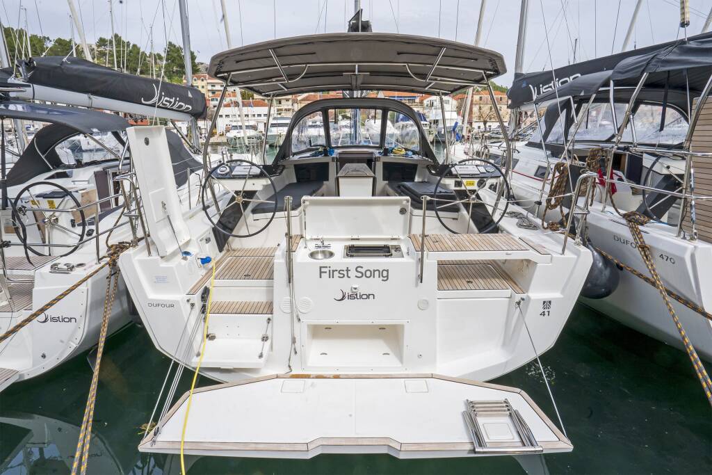 Segelyachten Dufour 41 First Song