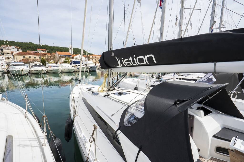 Segelyachten Dufour 41 First Song