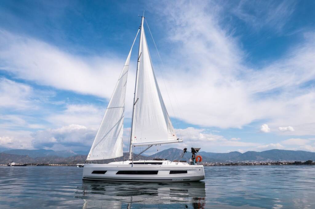 Sailing yacht Dufour 41 No Name