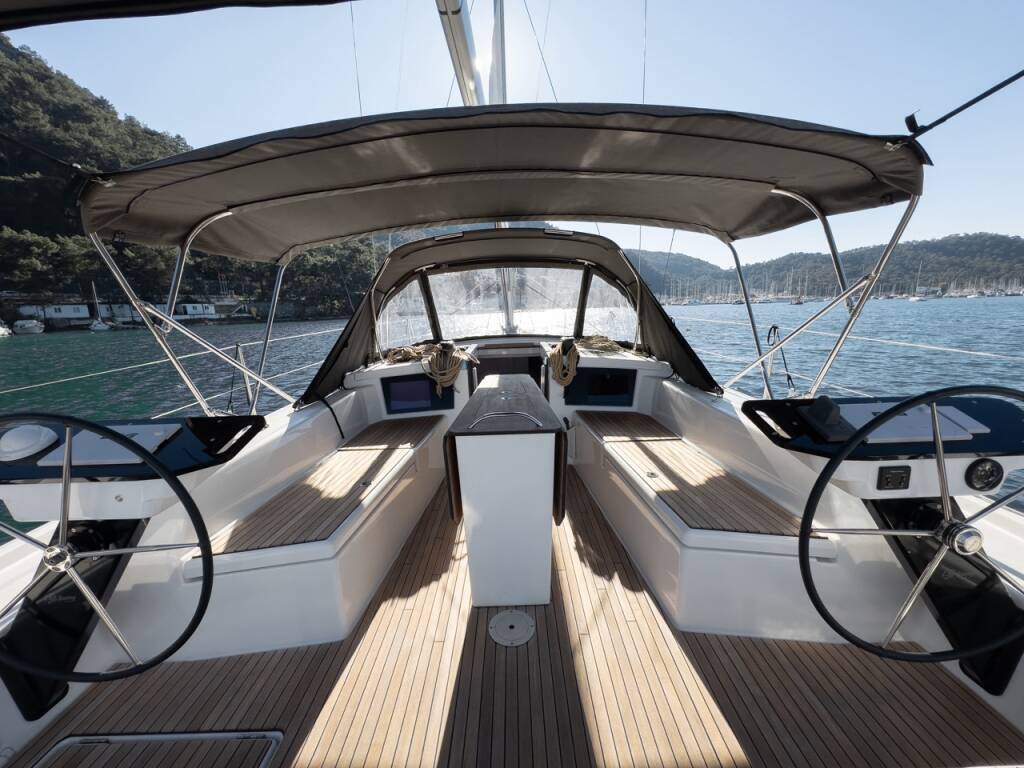 Sailing yacht Dufour 41 No Name
