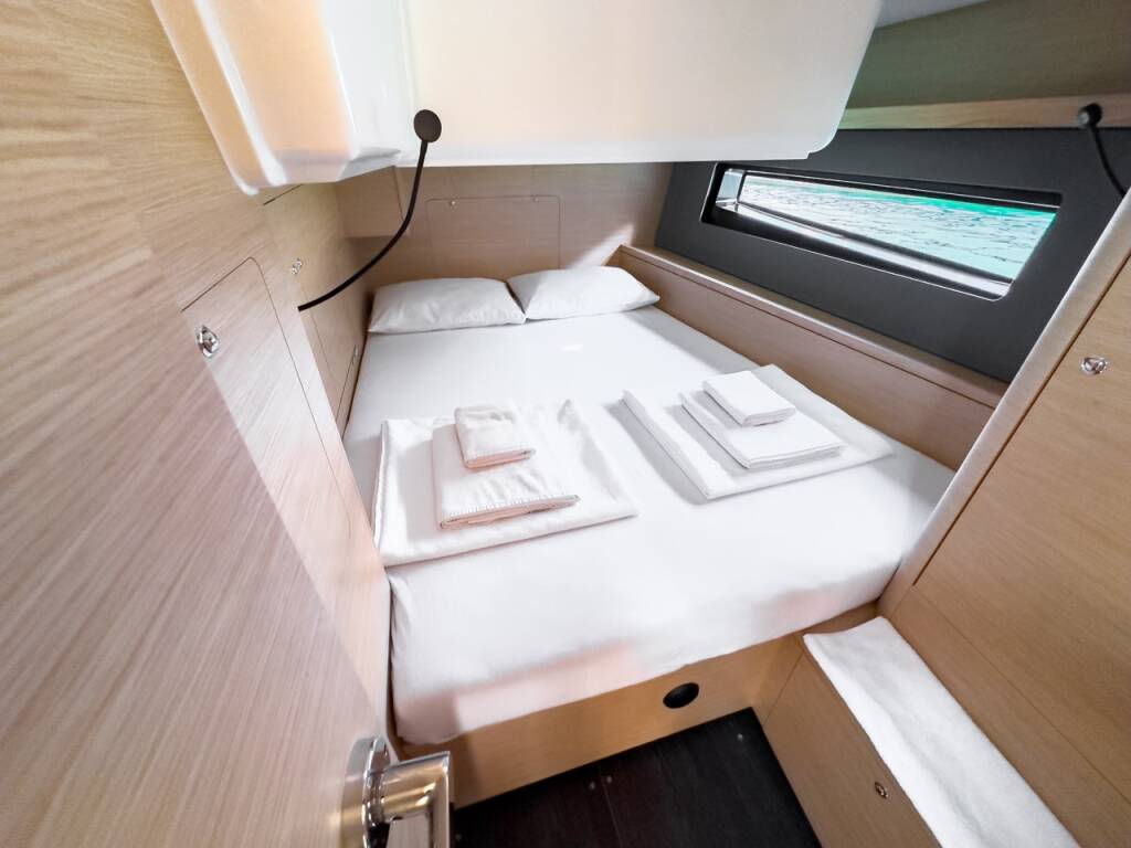 Sailing yacht Dufour 41 No Name