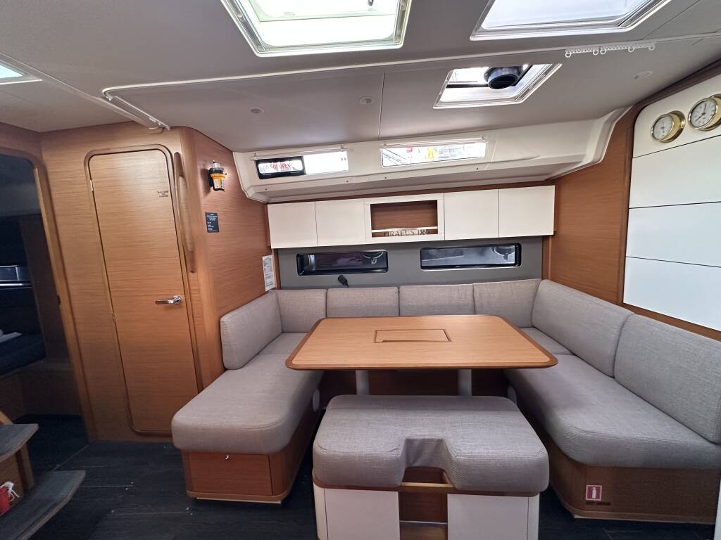 Segelyachten Dufour 41 Celini