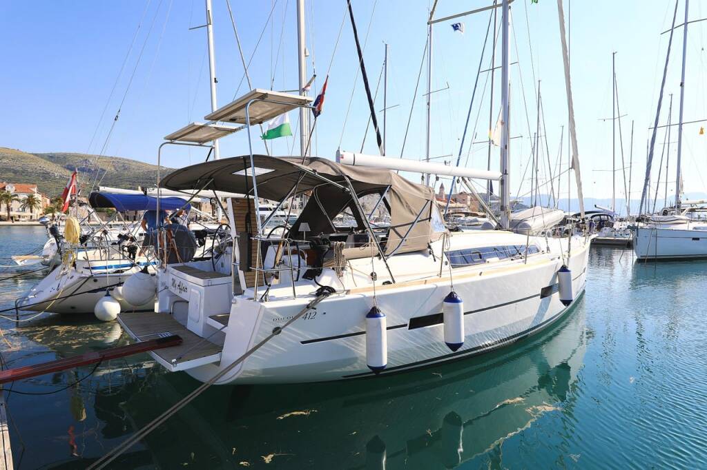 Sailing yacht Dufour 412 GL My Affair