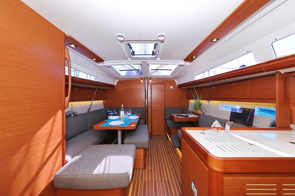 Sailing yacht Dufour 412 GL My Affair