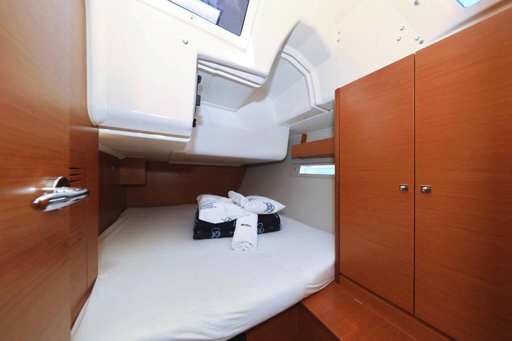 Sailing yacht Dufour 412 GL My Affair