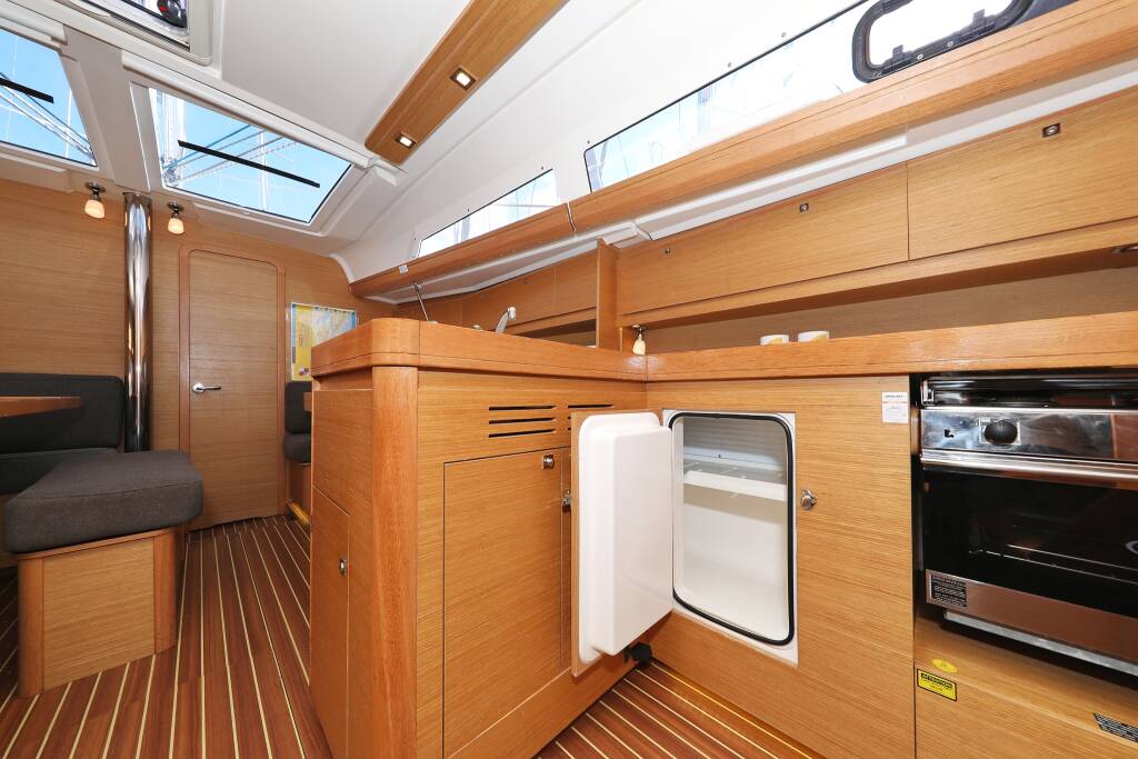 Sailing yacht Dufour 412 GL Alabama