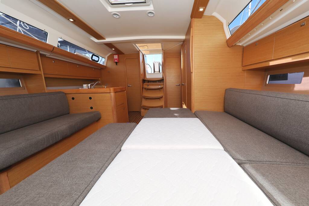 Sailing yacht Dufour 412 GL Alabama