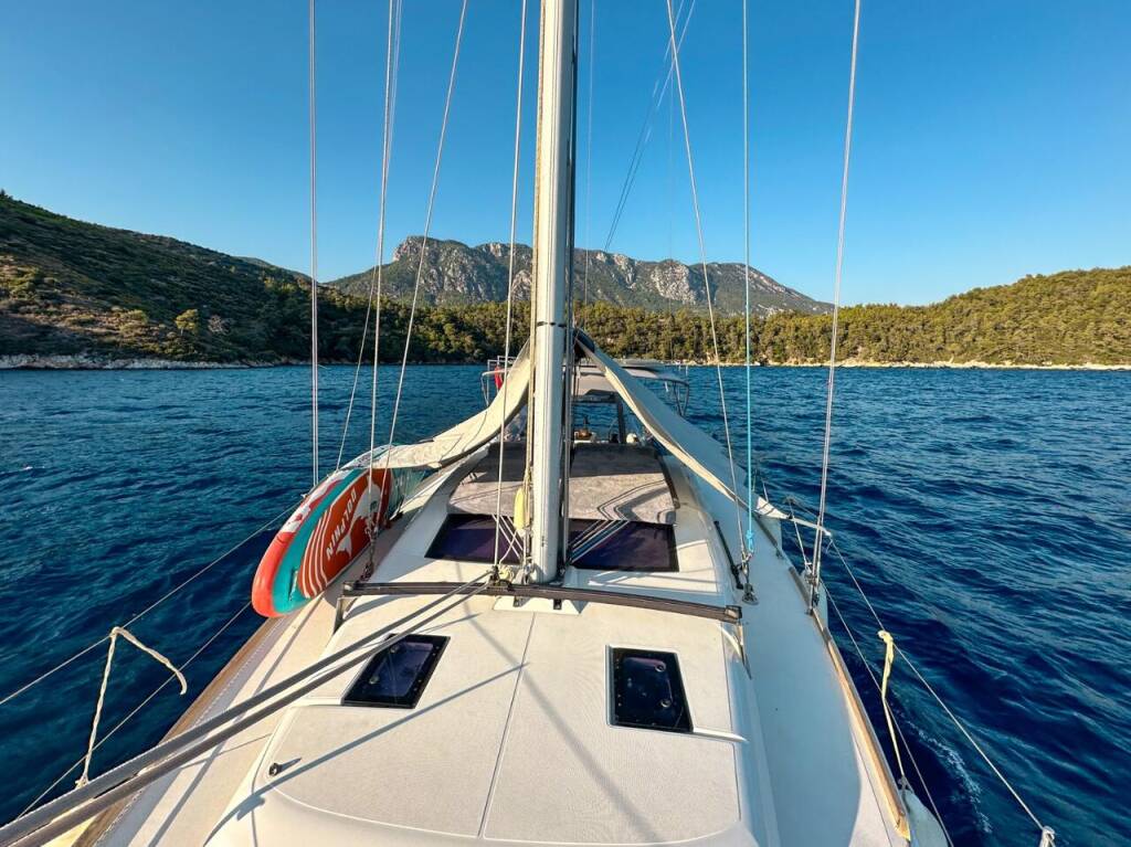 Sailing yacht Dufour 412 GL Dota Dream