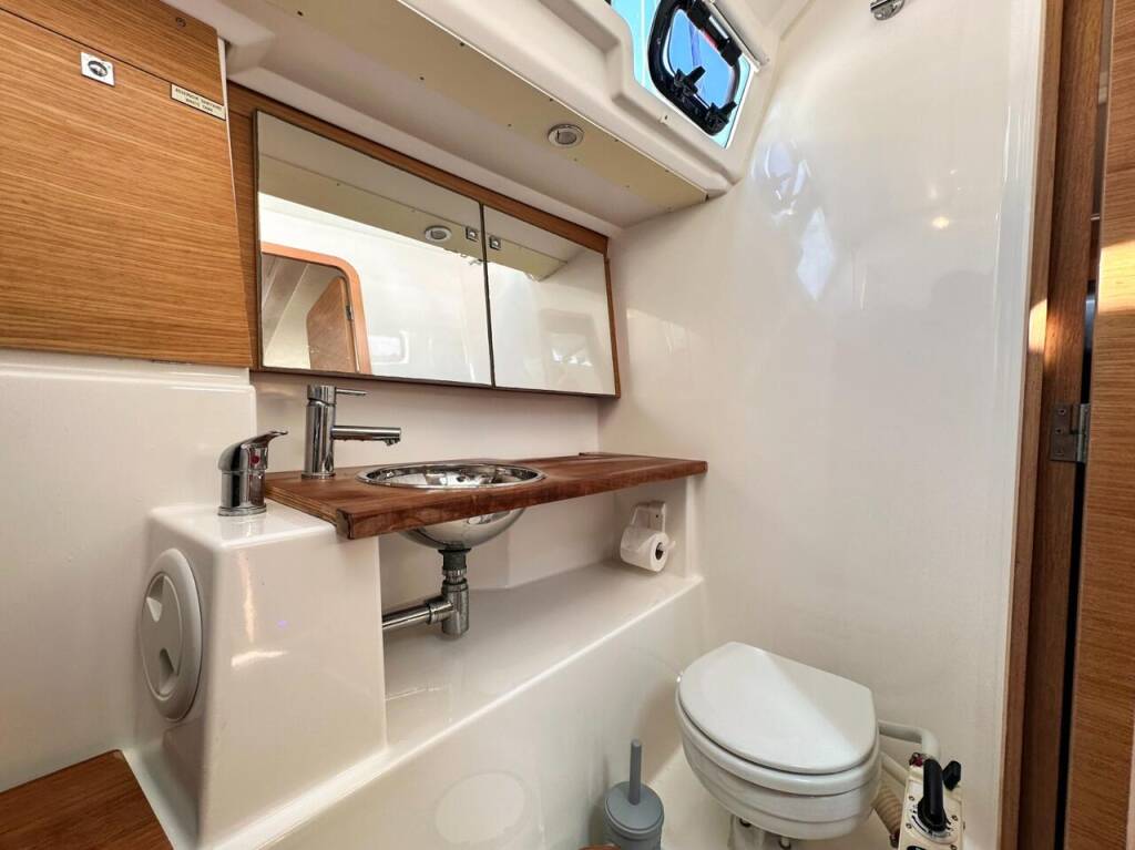 Sailing yacht Dufour 412 GL Dota Dream