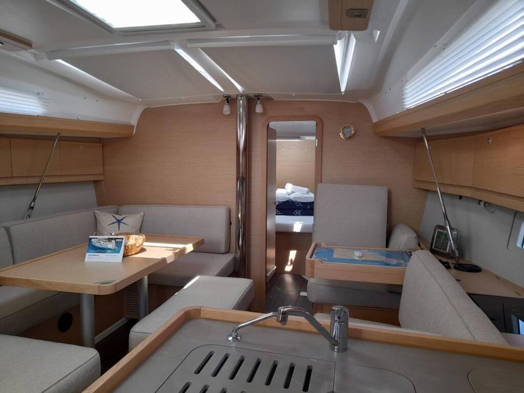 Segelyachten Dufour 412 Altair