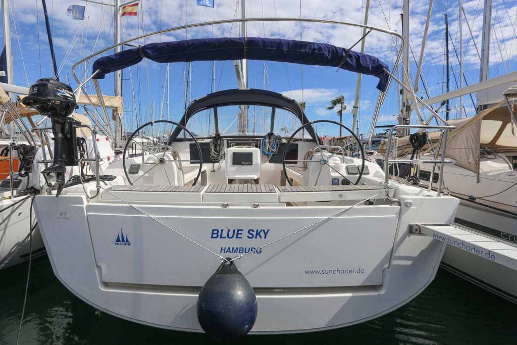 Sailing yacht Dufour 412 Blue Sky
