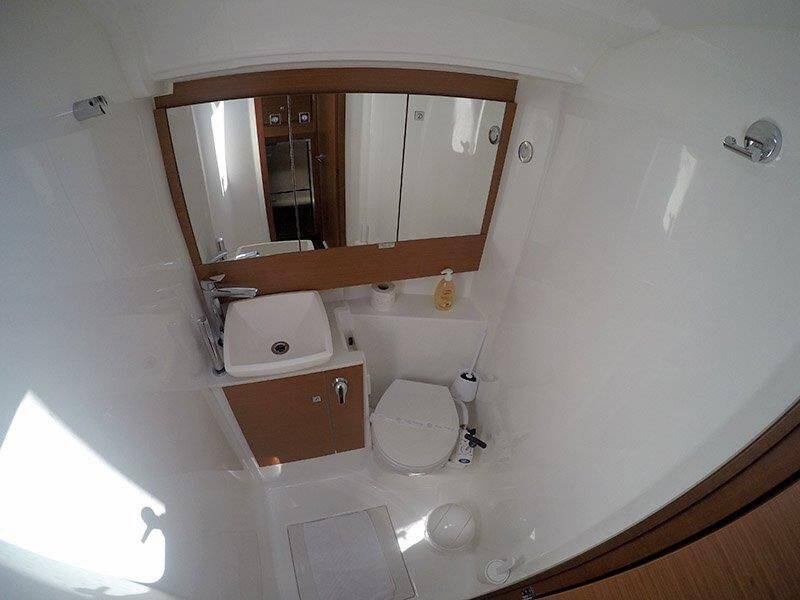 Sailing yacht Dufour 430 GL Sweetest taboo