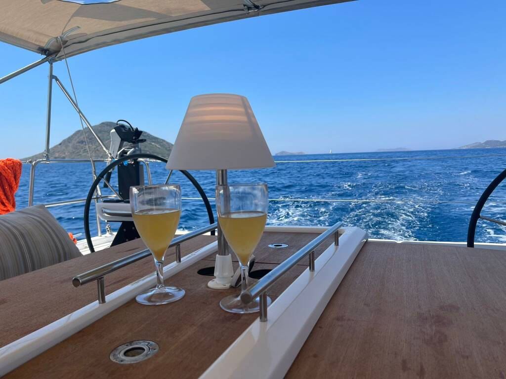 Sailing yacht Dufour 430 GL Esperanza