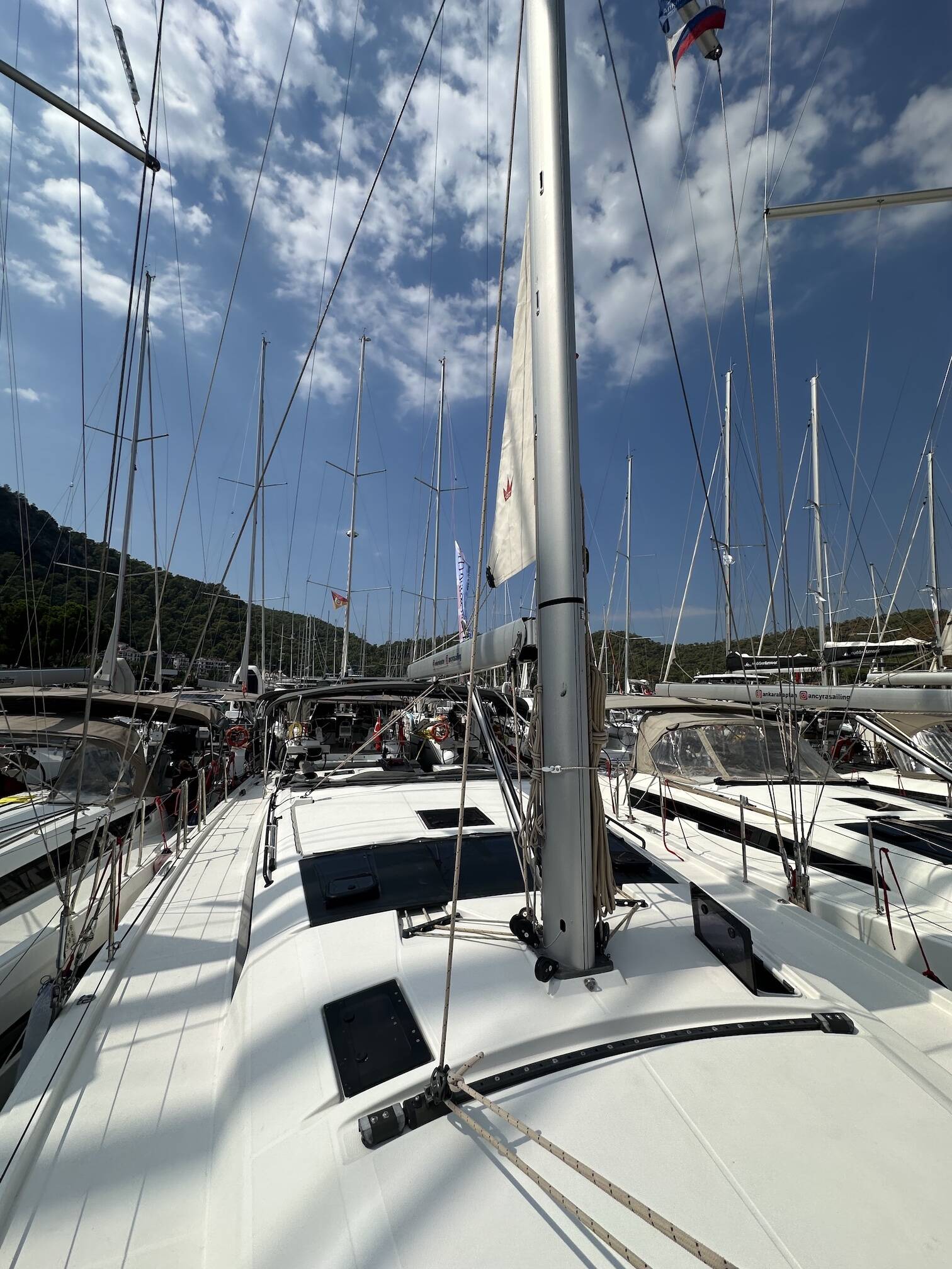 Sailing yacht Dufour 430 GL Kummsal