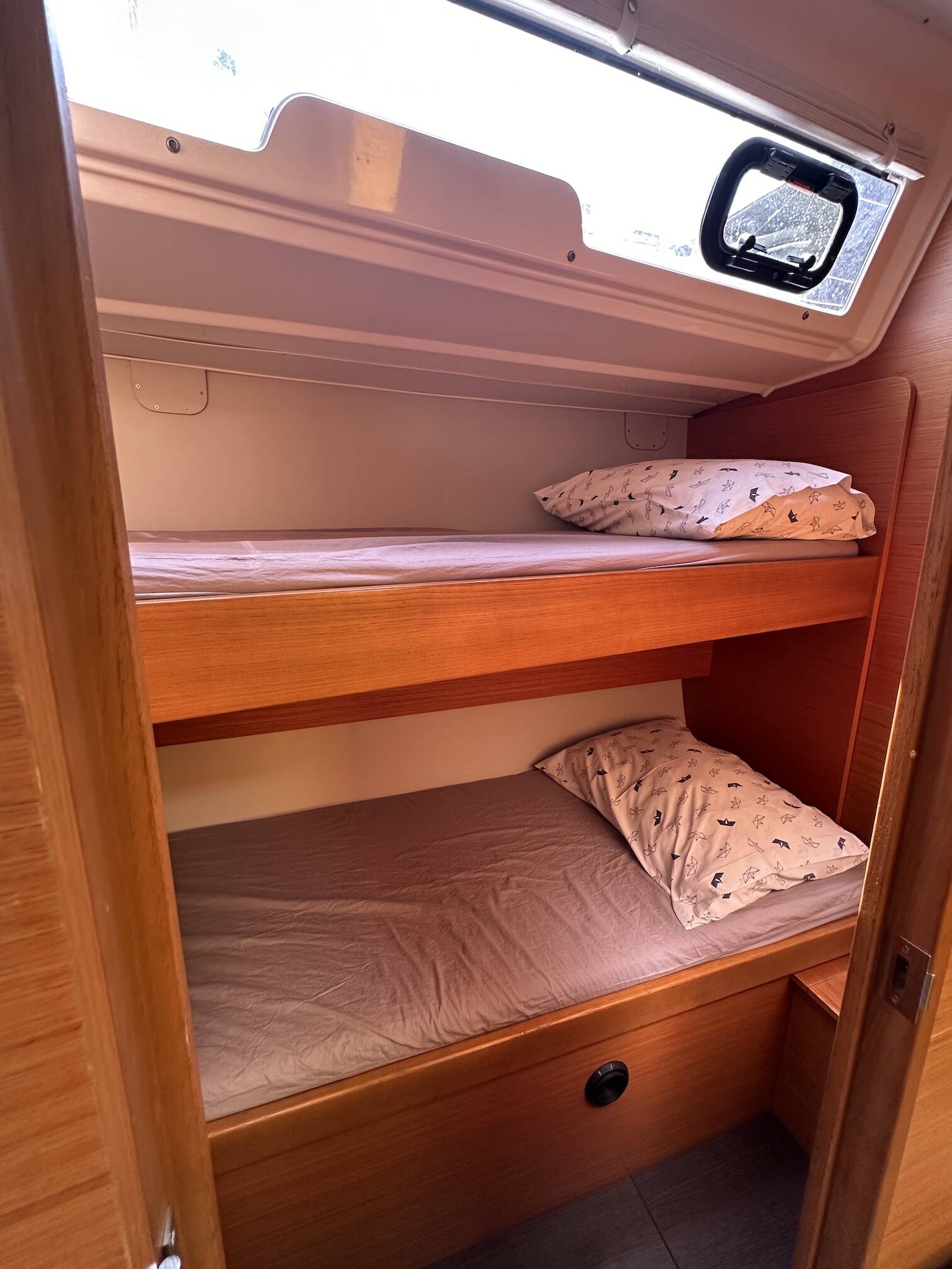 Sailing yacht Dufour 430 GL Kummsal