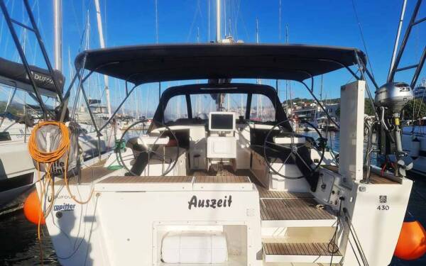 Dufour 430 Auszeit Murter, ACI Marina Jezera