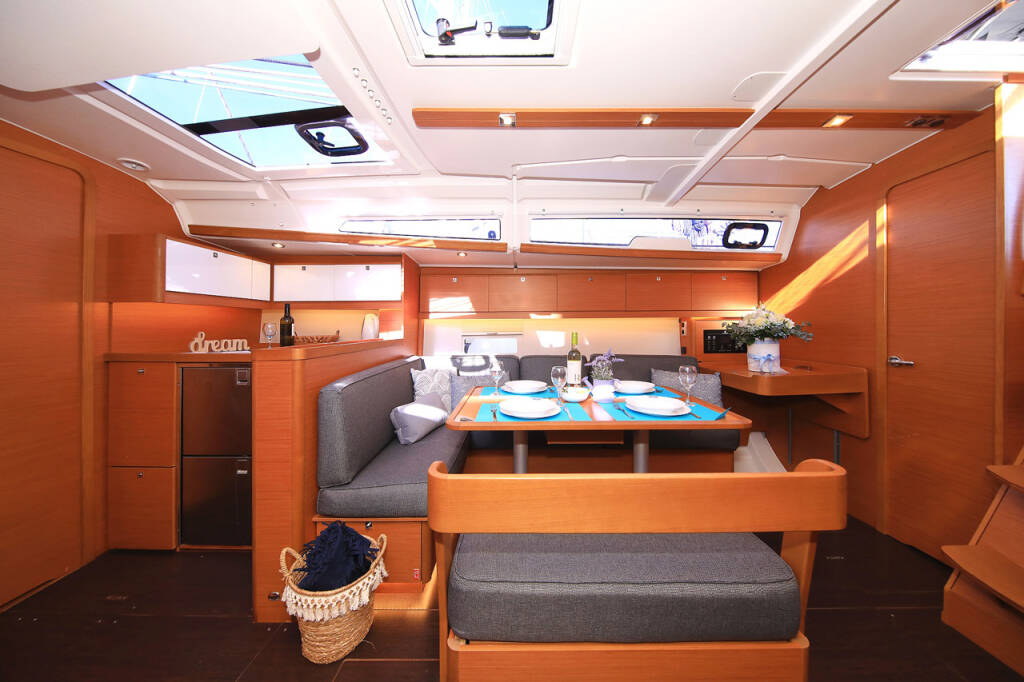 Segelyachten Dufour 430 Auszeit