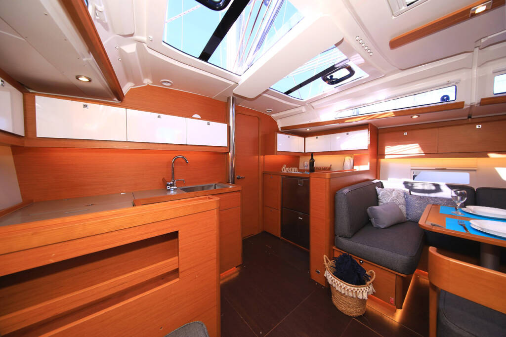Segelyachten Dufour 430 Auszeit
