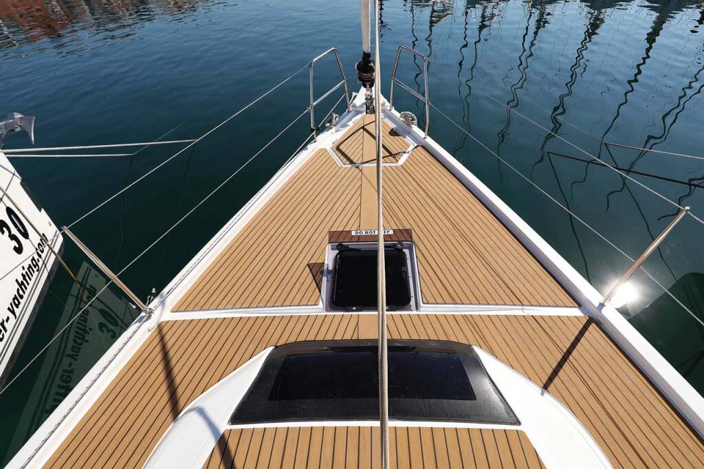 Sailing yacht Dufour 430 Marista